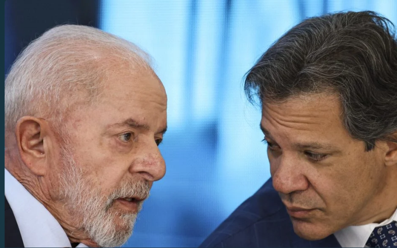 Brasil registra maior inflação para fevereiro em 22 anos.
