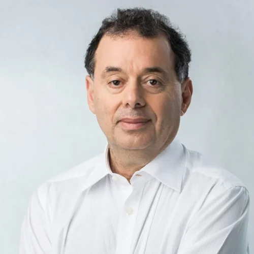 Pessimista, Stuhlberger diz que, se PT for ao limite, vai dar saudade do dólar a R$ 5,60