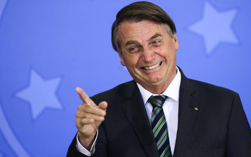 Proposta que pode reverter inelegibilidade de Bolsonaro avança no Senado