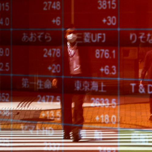 Japonês Nikkei desaba 12,4% e tem maior tombo diário desde “Black Monday” de 1987