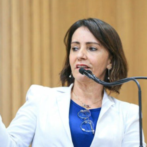 A estratégia de Emília pode dar certo para as eleições mas pode custar caro para a governabilidade.